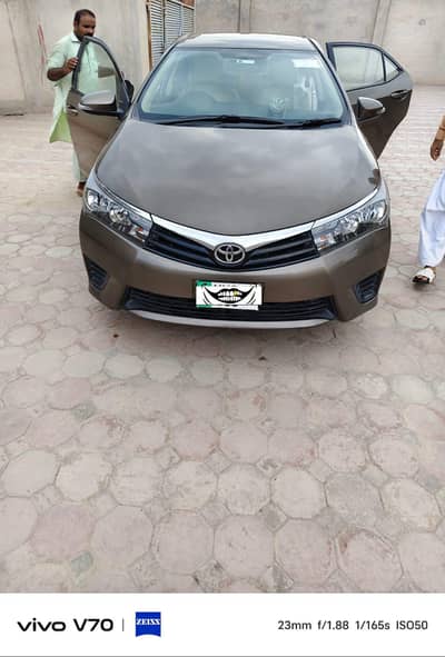 corolla altis 2017 Brown metalic orignal 60k drivan hai garnty ky sath
