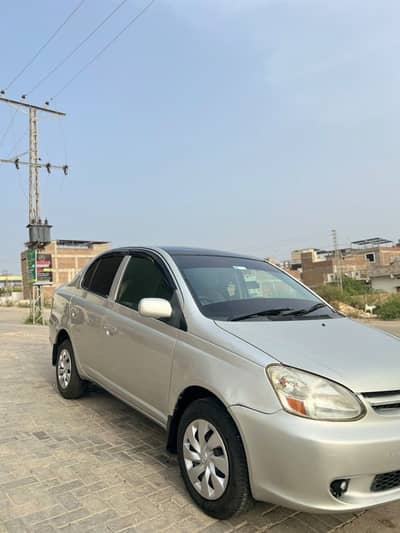 Toyota Platz