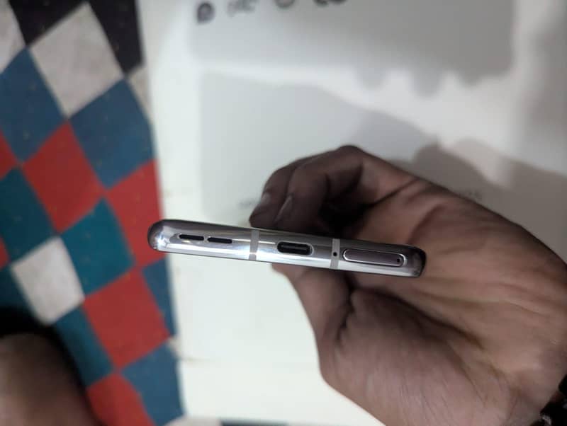 One Plus 8 5