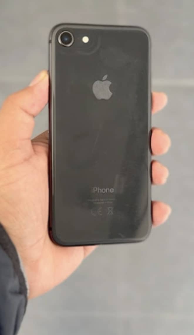 Apple iPhone 8 0