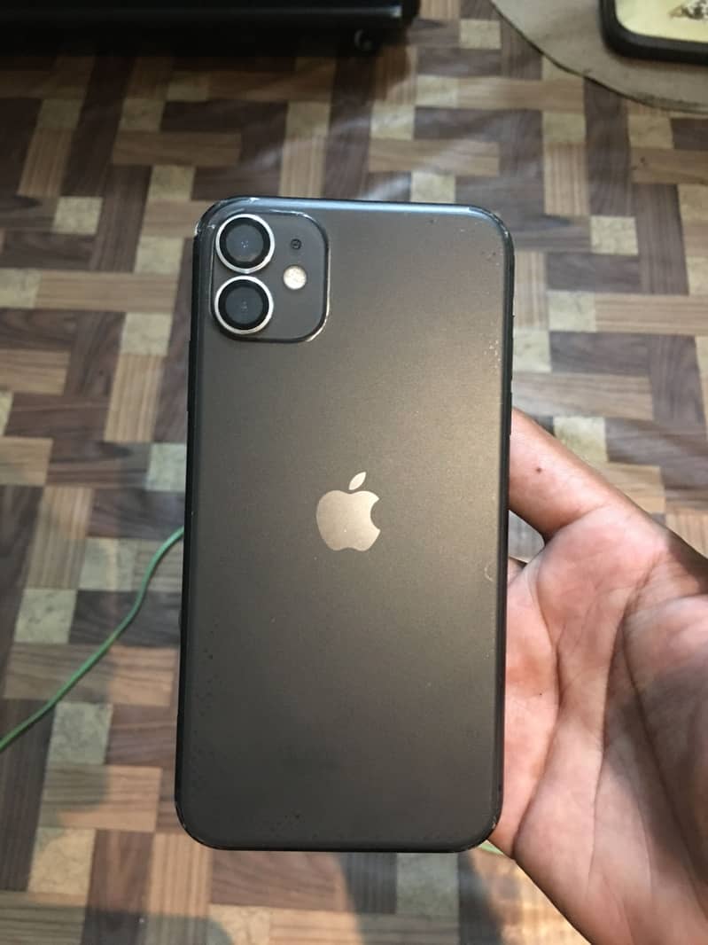 Apple iPhone 11 0