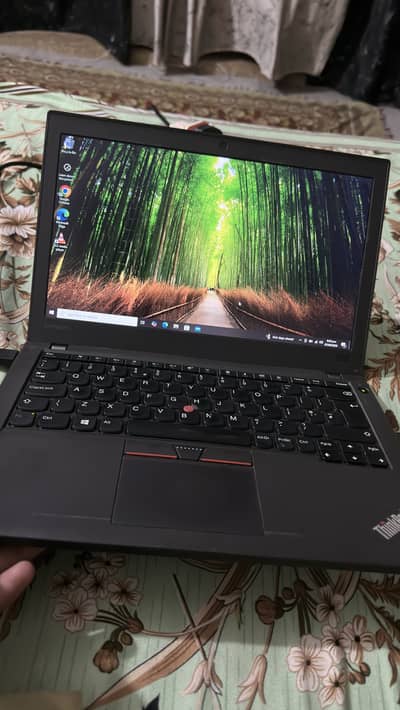 Lenovo ThinkPad  A275