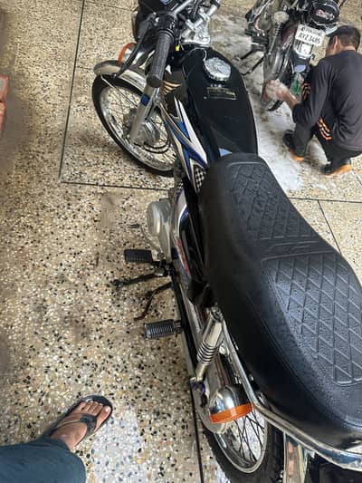 honda 125 2025 model black colour