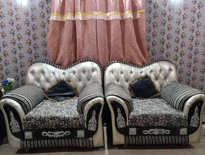 5 seater sofa set for sale / good condition