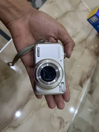 Fujifilm finepix JX400