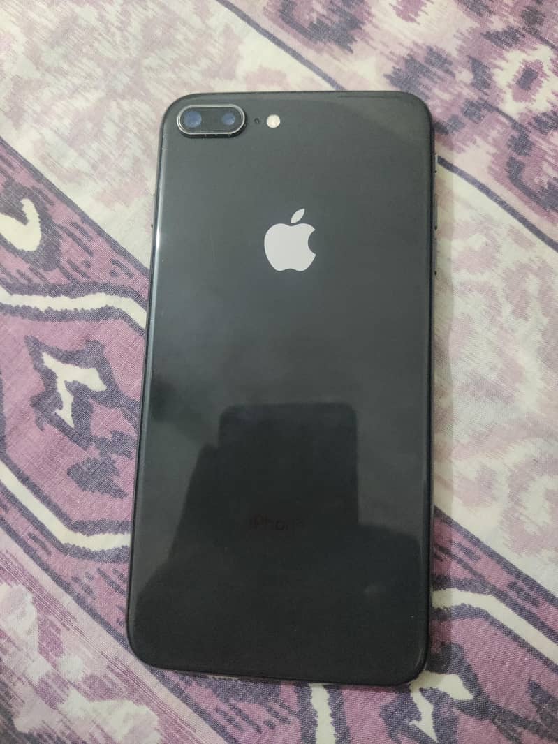 Apple iPhone 8 Plus 0