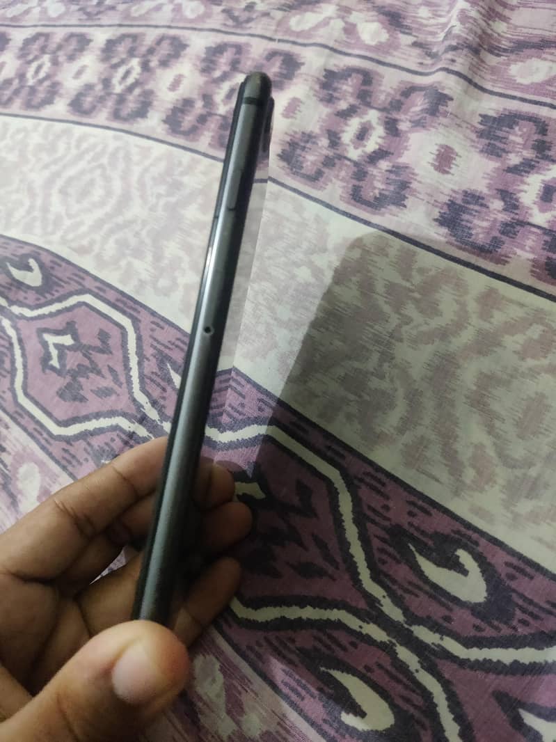 Apple iPhone 8 Plus 2