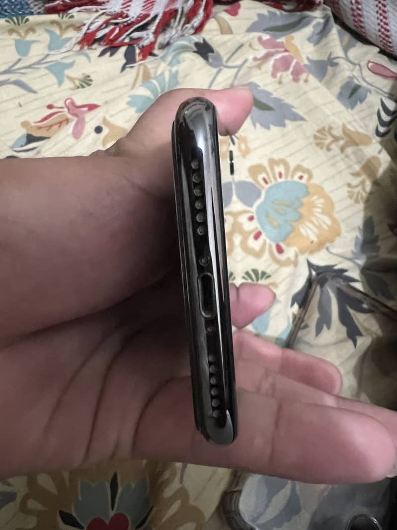 Apple iPhone X 1