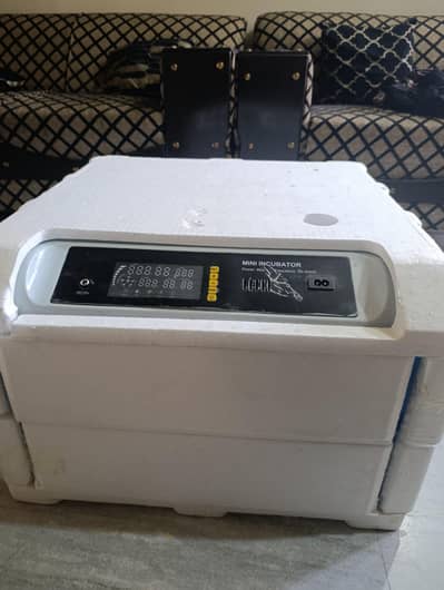 eggs hatching machine / 128 / 64 eggs / fully automatic Incubator
