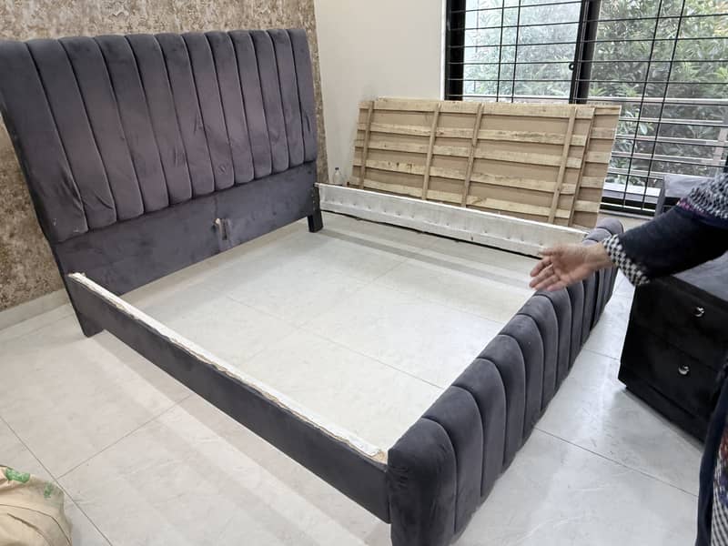 Bed with side tables 1