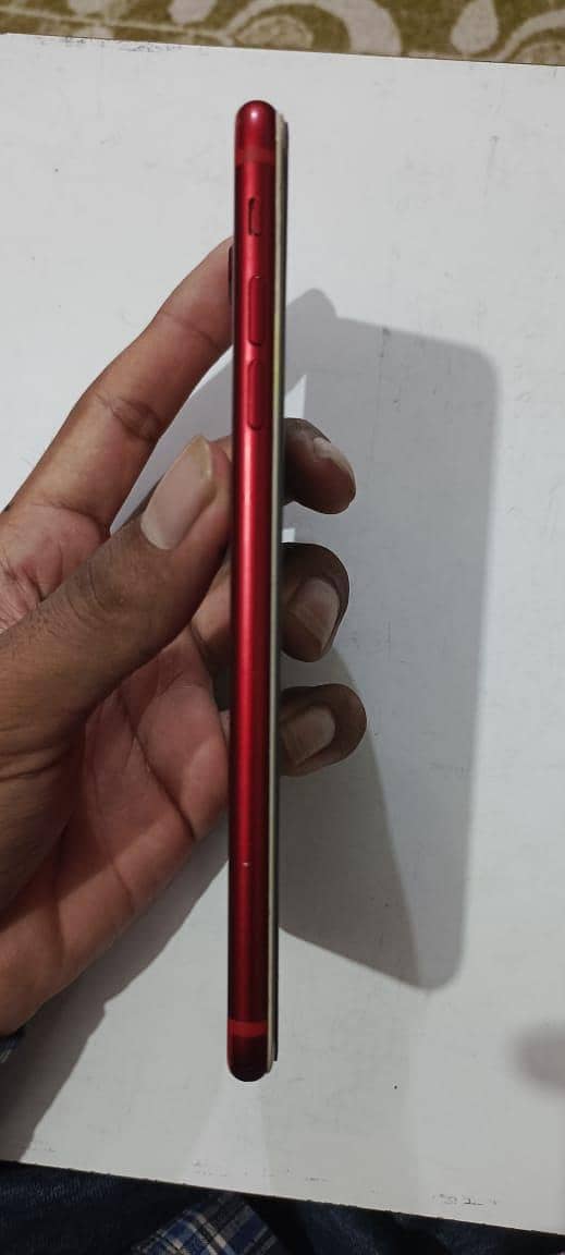 Apple iPhone 7 Plus 3