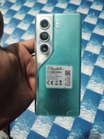 Tecno CAMON 40 Pro