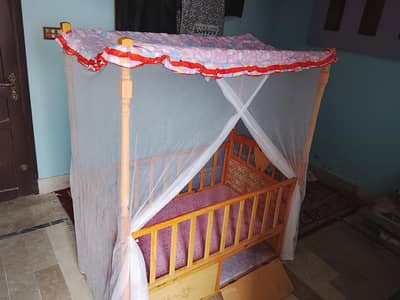 Wooden Baby cot with jhula baket