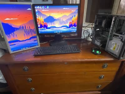 Dual monitors gaming pc for sale