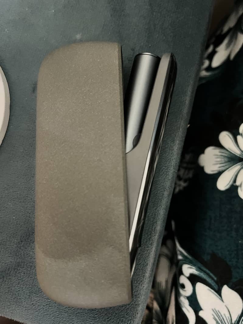 IQOS HEETS DEVICE 7