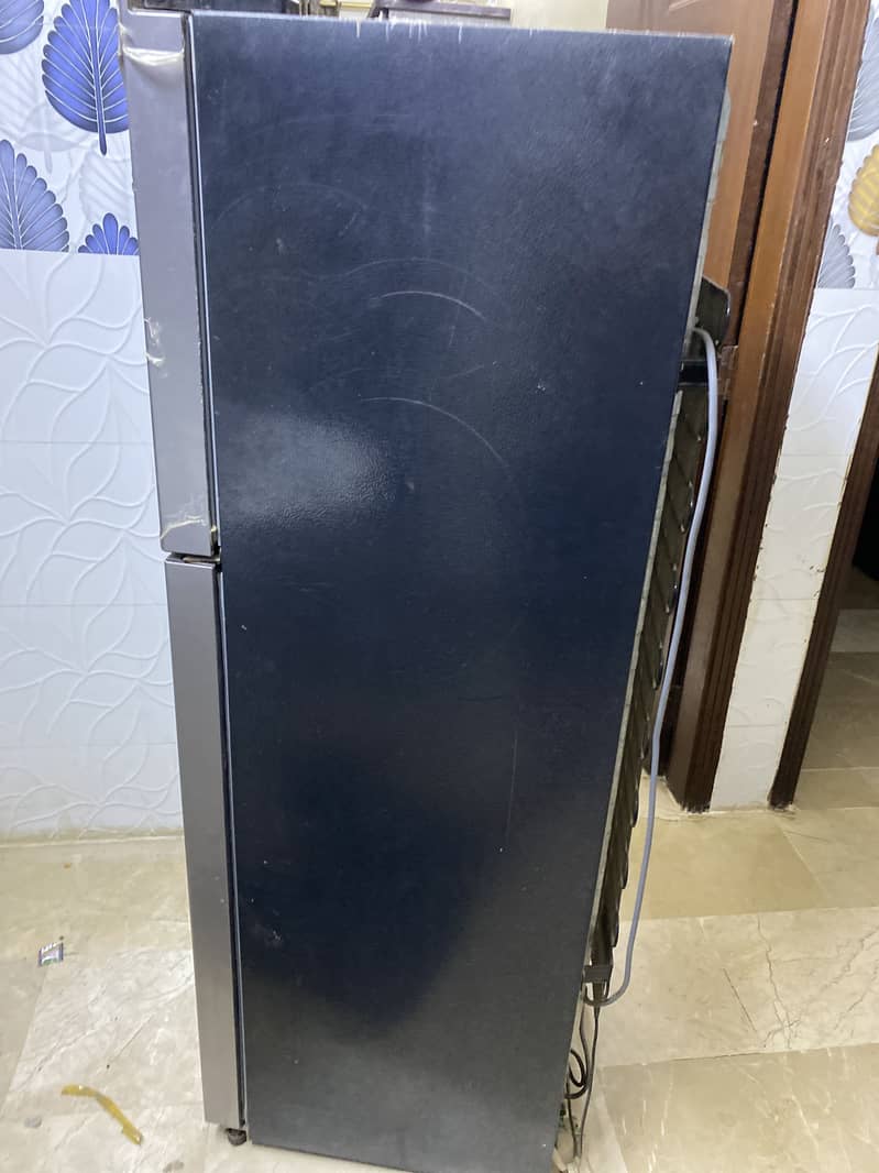 Refrigerator 7