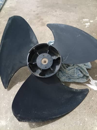 AC outer fan in perfect condition for ceiling and exhaust use