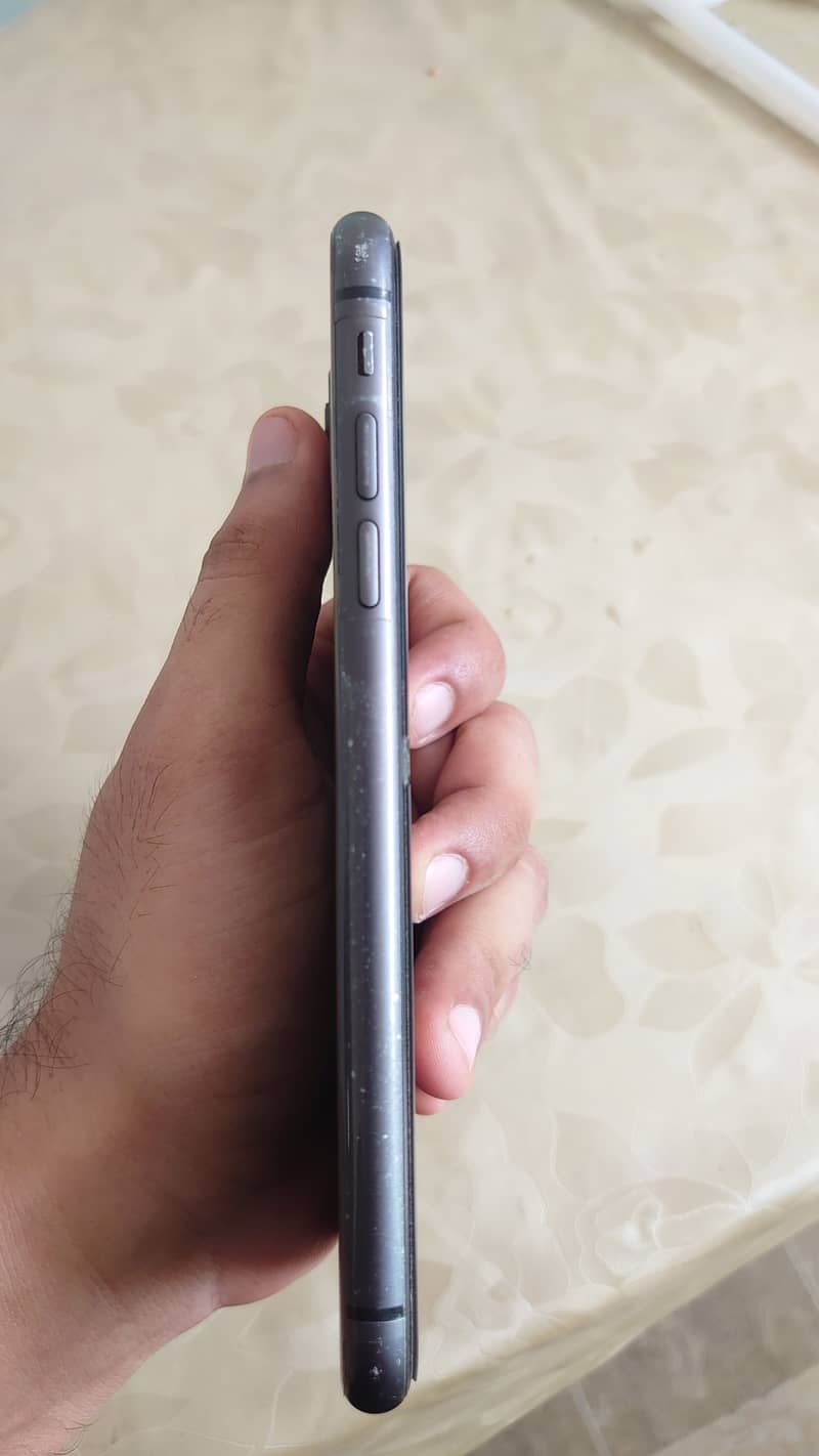 Apple iPhone 11 1