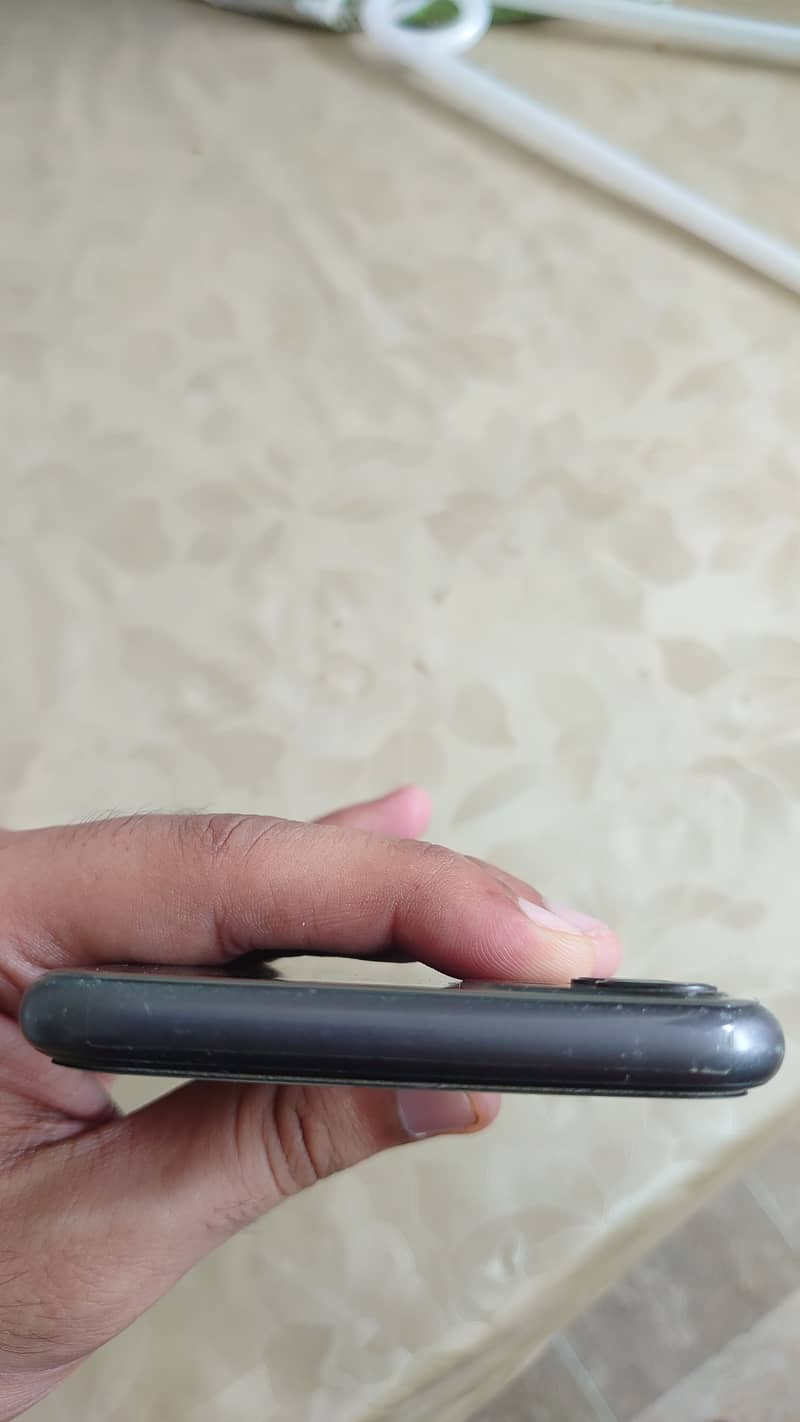 Apple iPhone 11 2