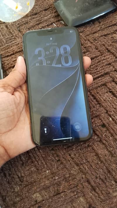 Apple iPhone 11