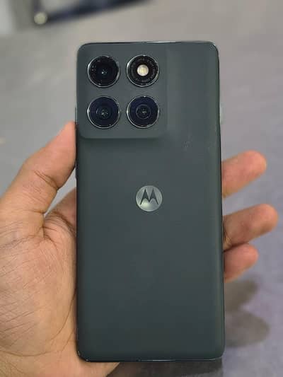 Motorola Edge 2025