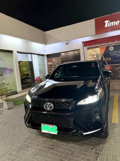 Toyota Fortuner Legender 2022