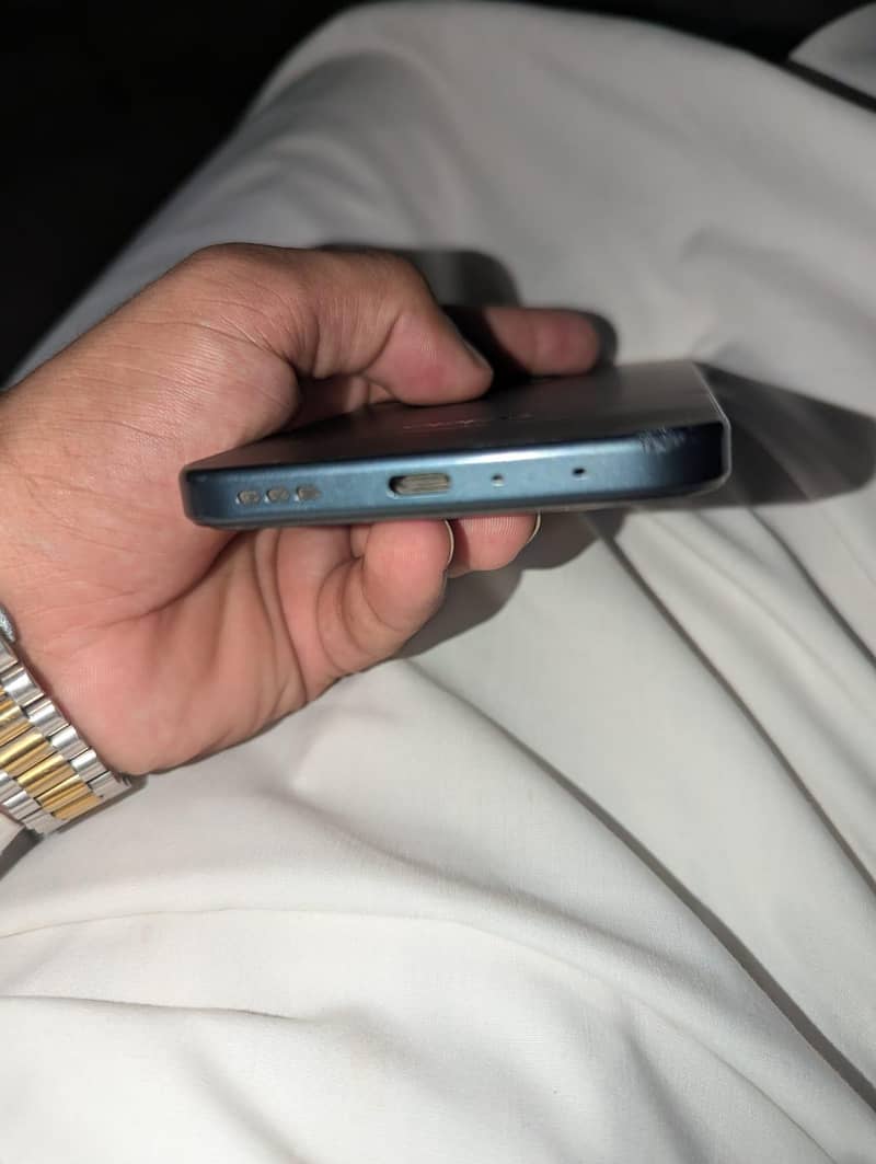 OPPO A6 4
