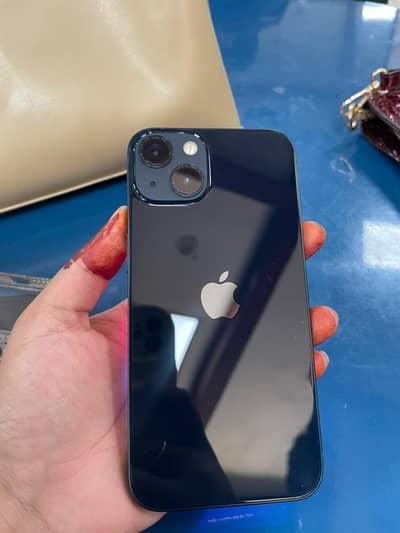 Apple iPhone 13 jv