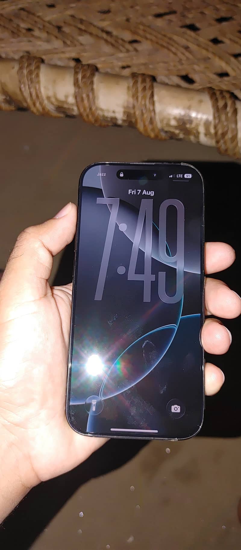 Apple iPhone 16 Pro 2