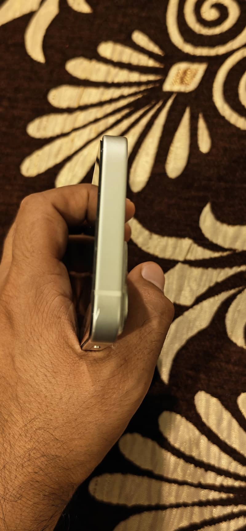 Apple iPhone 13 4