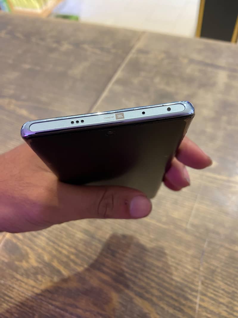 Infinix Zero 40 4