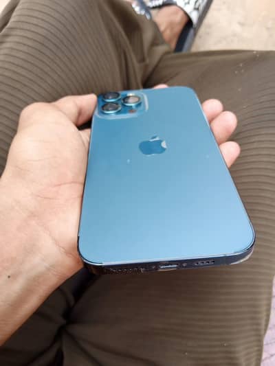 Apple iPhone 12 pro max 128GB 10/10 water pack 87 battery health
