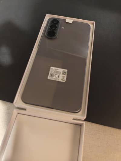 Samsung Mobile A57