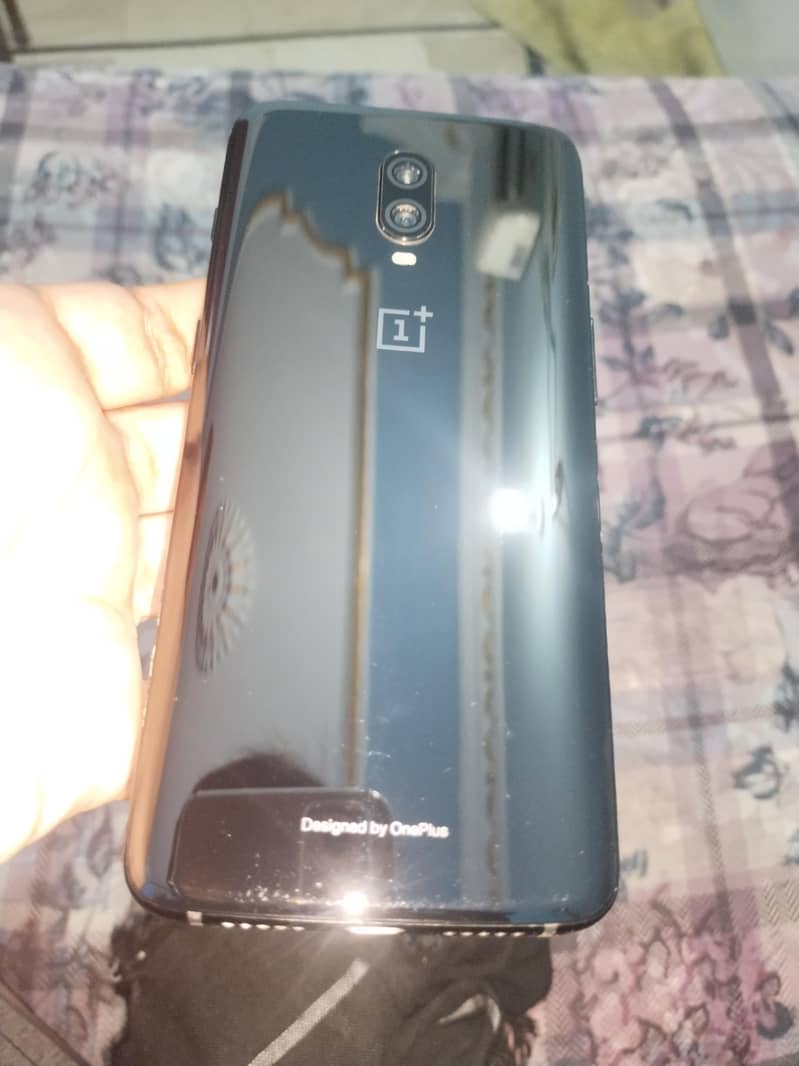 One Plus 6T 1
