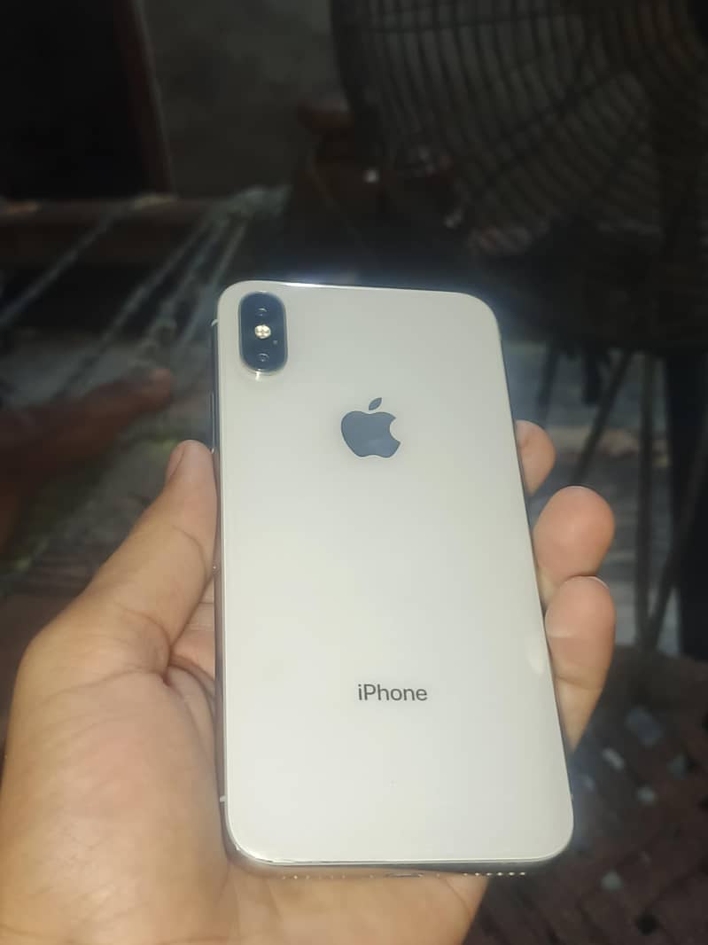 Apple iPhone X 1