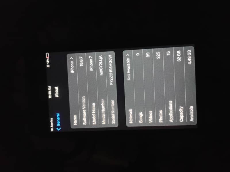 Apple iPhone 7 3