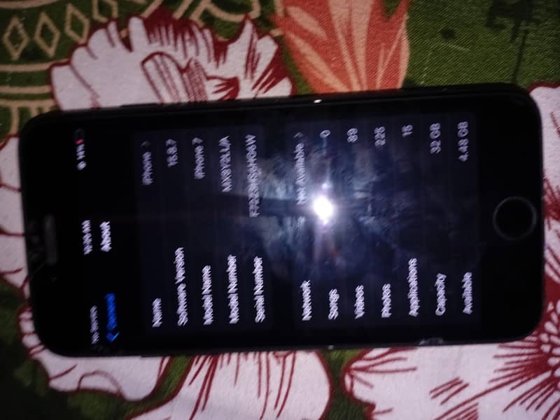Apple iPhone 7 4