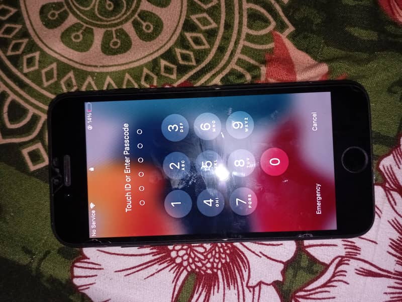 Apple iPhone 7 7
