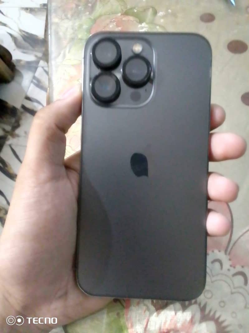iPhone 13 Pro 1