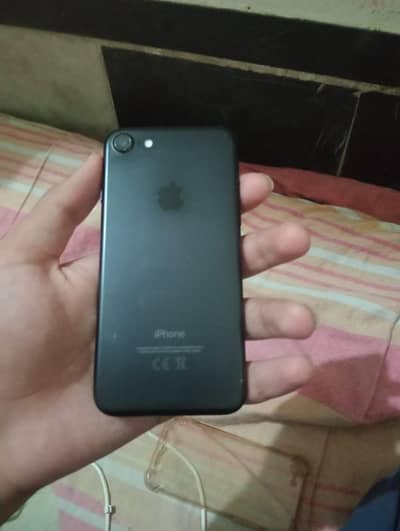 Apple iPhone 7