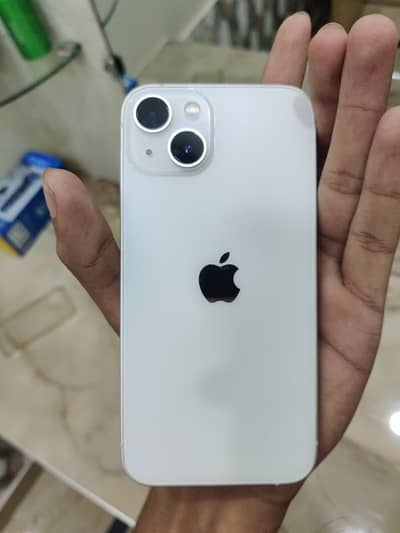 Apple iPhone 13
