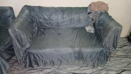 6 Seater Sofa Set with Center Table & Iron Table – Excellent Condition