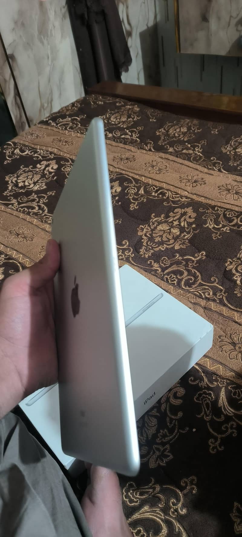 I PAD 9 generation 3