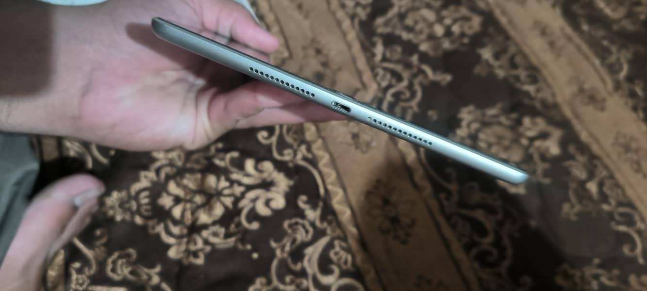 I PAD 9 generation 8