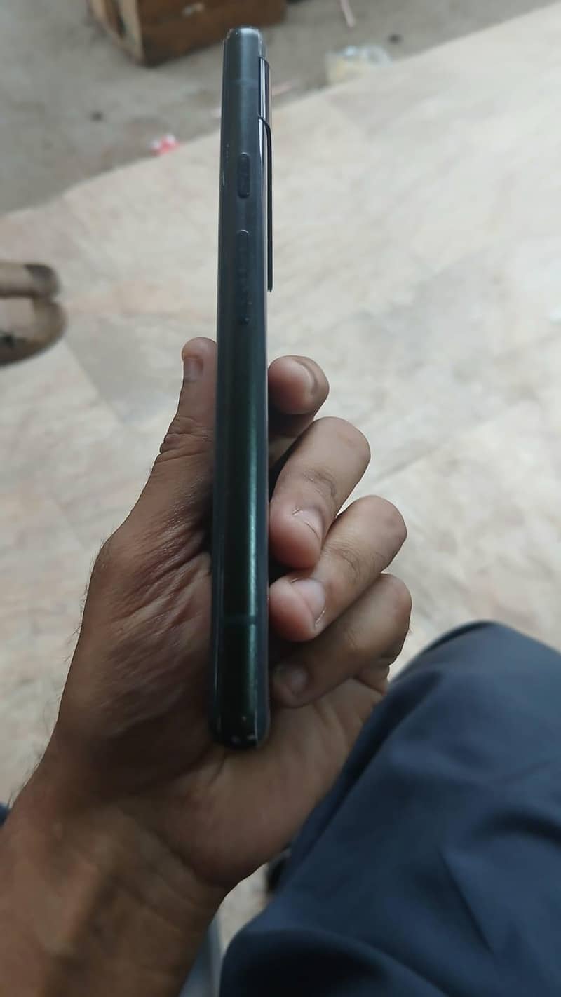 Google Pixel 6a 3