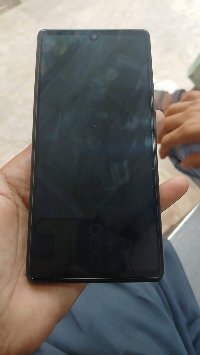 Google Pixel 6a 5