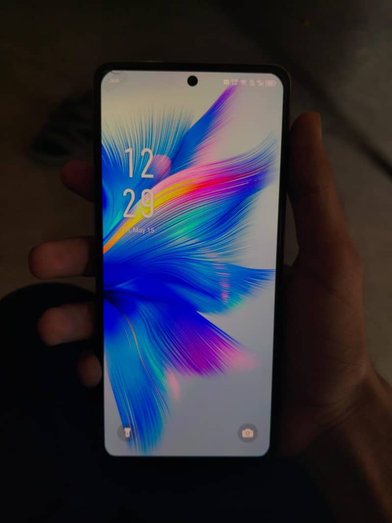 INFINIX NOTE 30 PRO 1