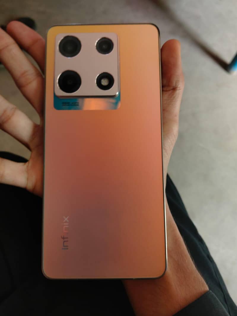 INFINIX NOTE 30 PRO 6