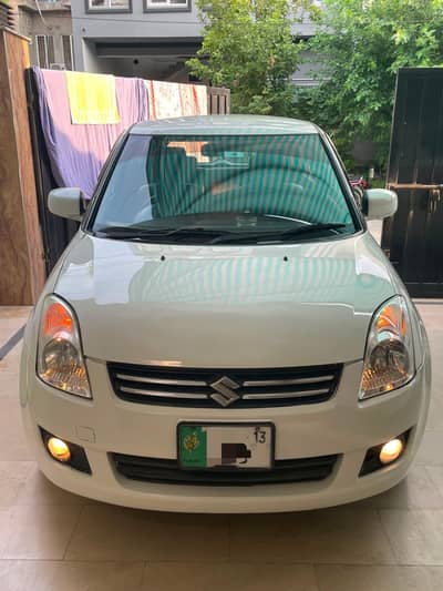Suzuki Swift DLX 2013