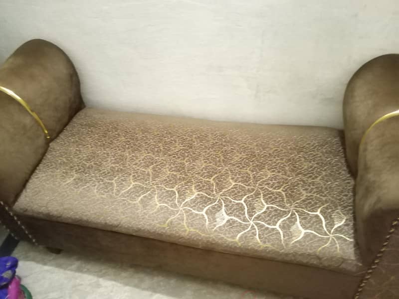 dewan sofa 1